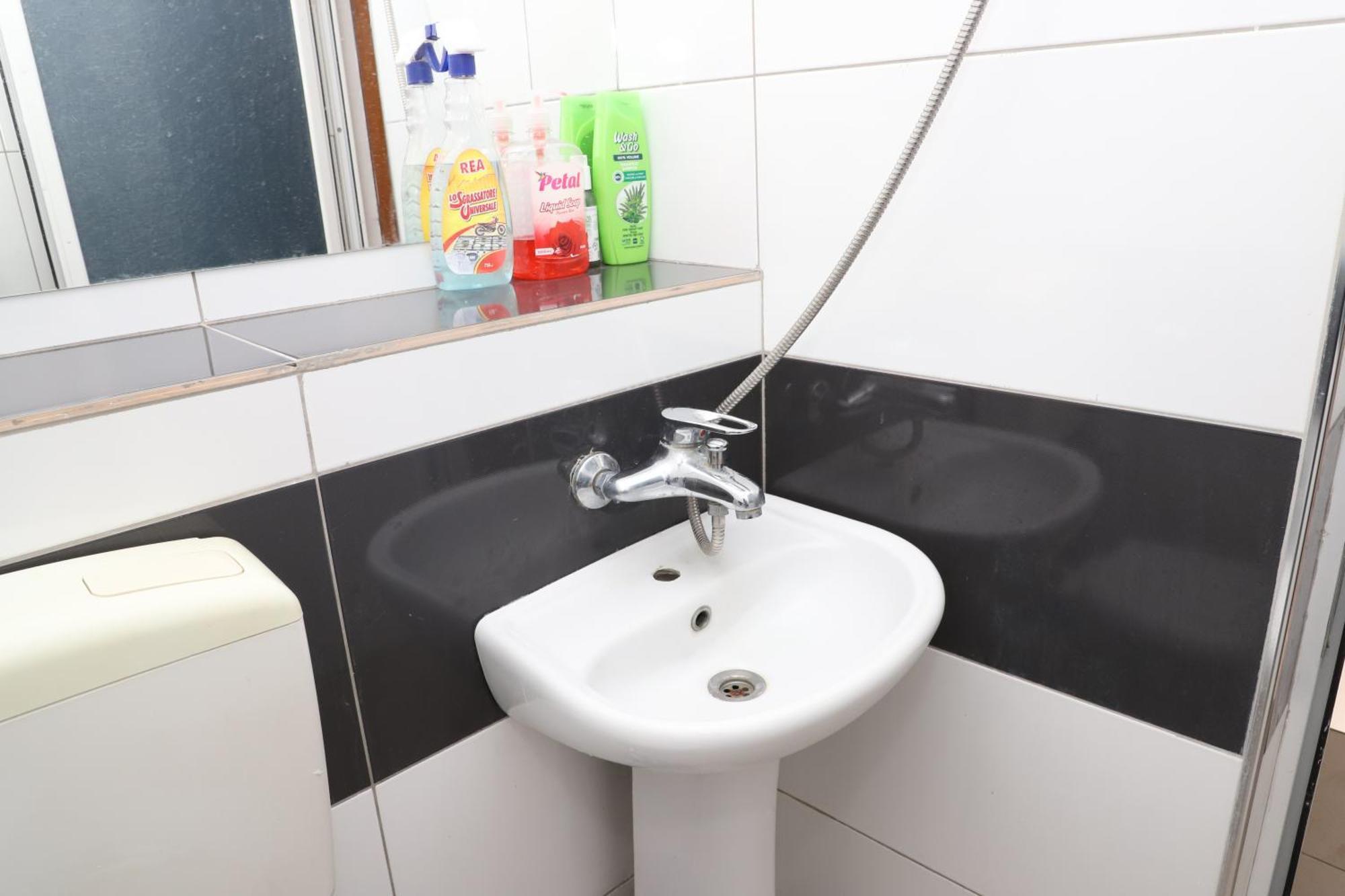 Elvi Aerd Apartment Berat Esterno foto