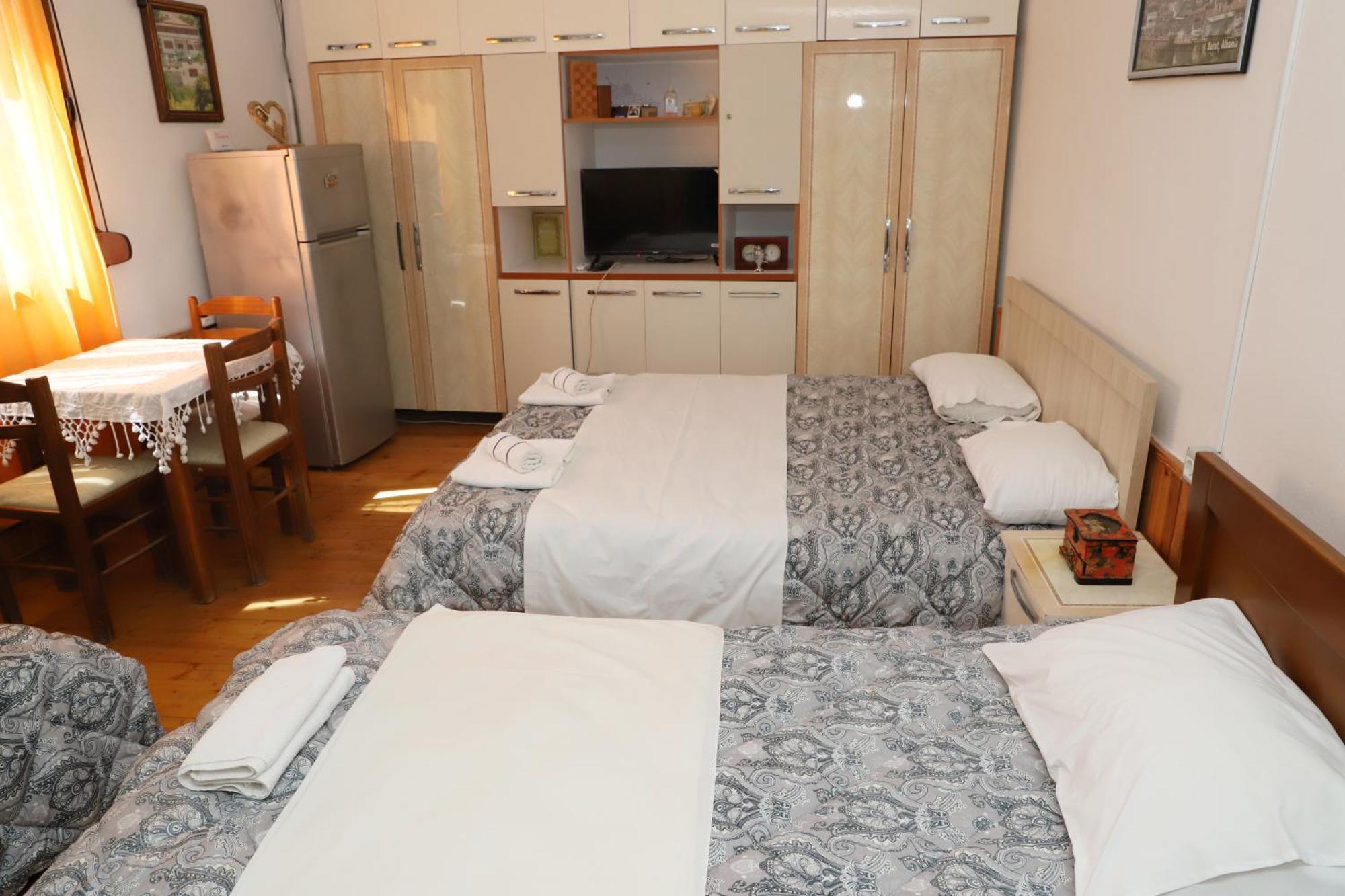 Elvi Aerd Apartment Berat Esterno foto