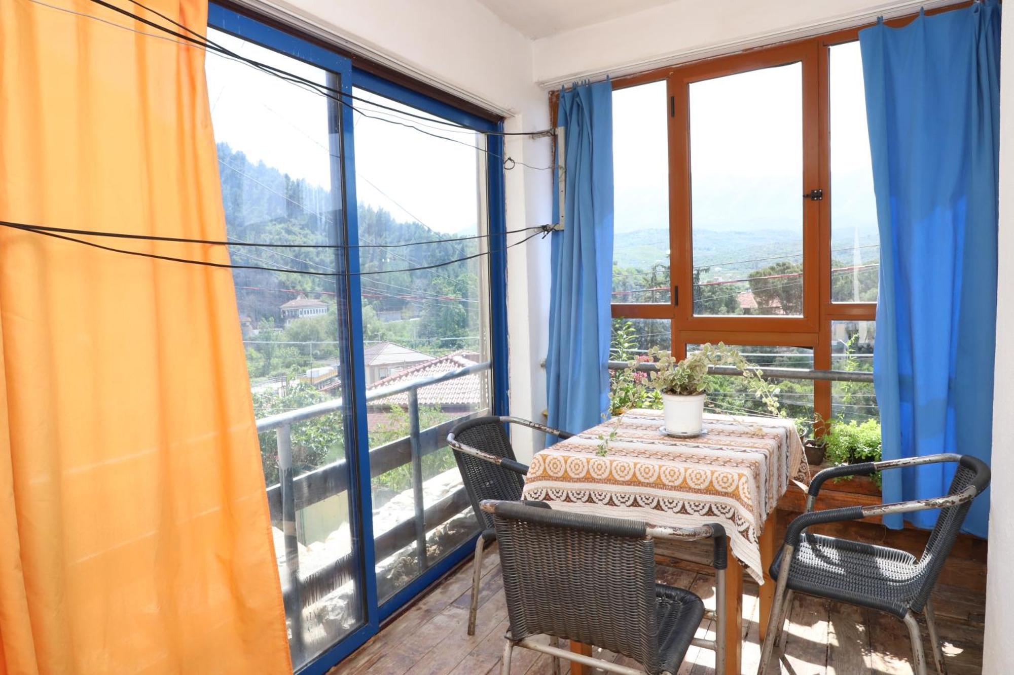 Elvi Aerd Apartment Berat Esterno foto