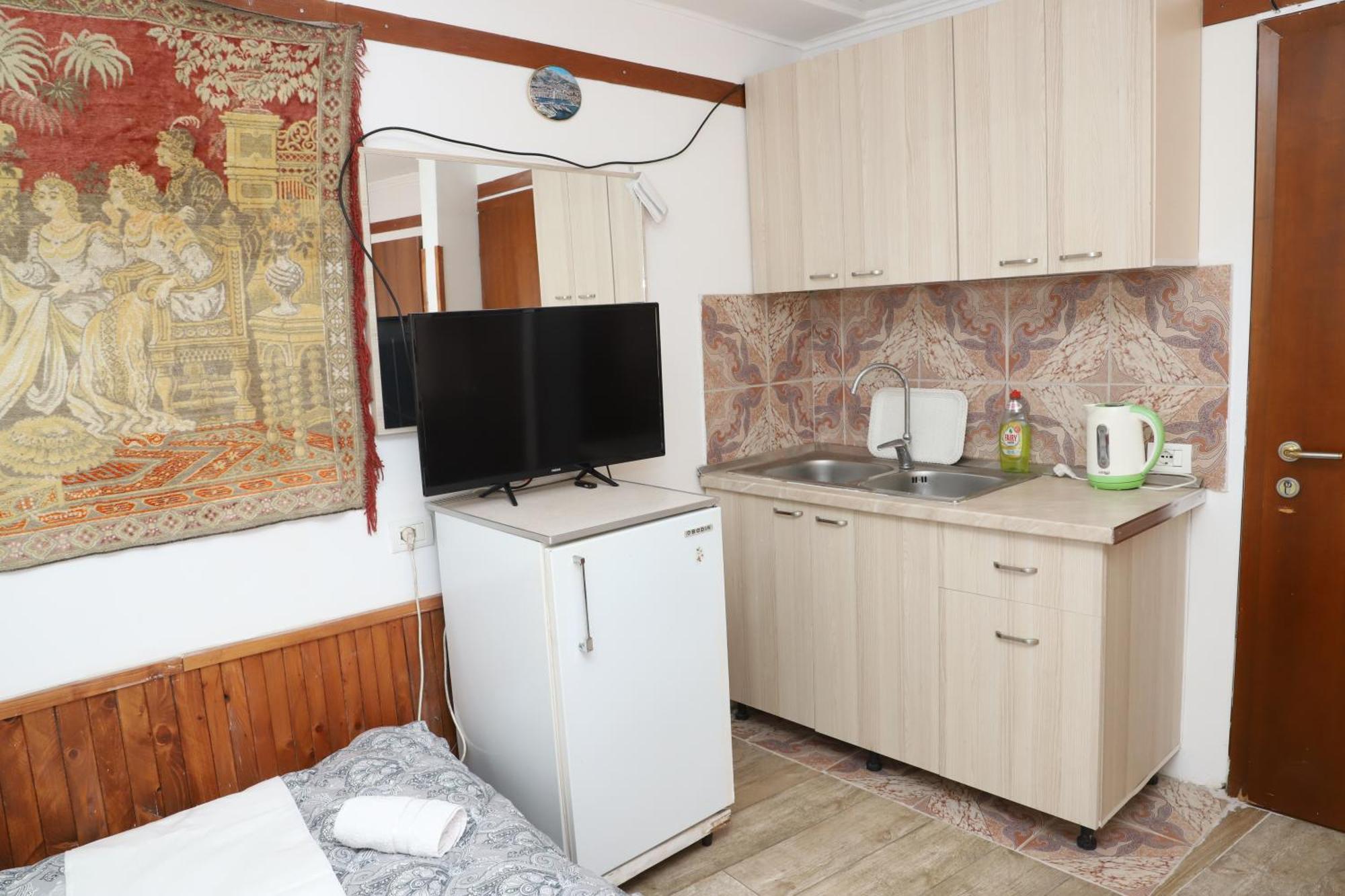Elvi Aerd Apartment Berat Esterno foto